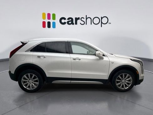 Used 2022 Cadillac XT4 Premium Luxury w/ Enhanced Visibility Package AWD/4WD image 6