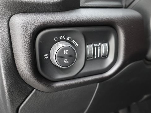 Used 2022 RAM 2500 Laramie w/ Night Edition AWD/4WD image 44