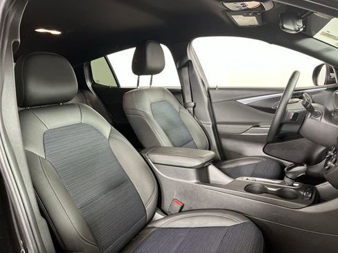 Used 2024 Buick Envista Preferred w/ Convenience I Package image 23