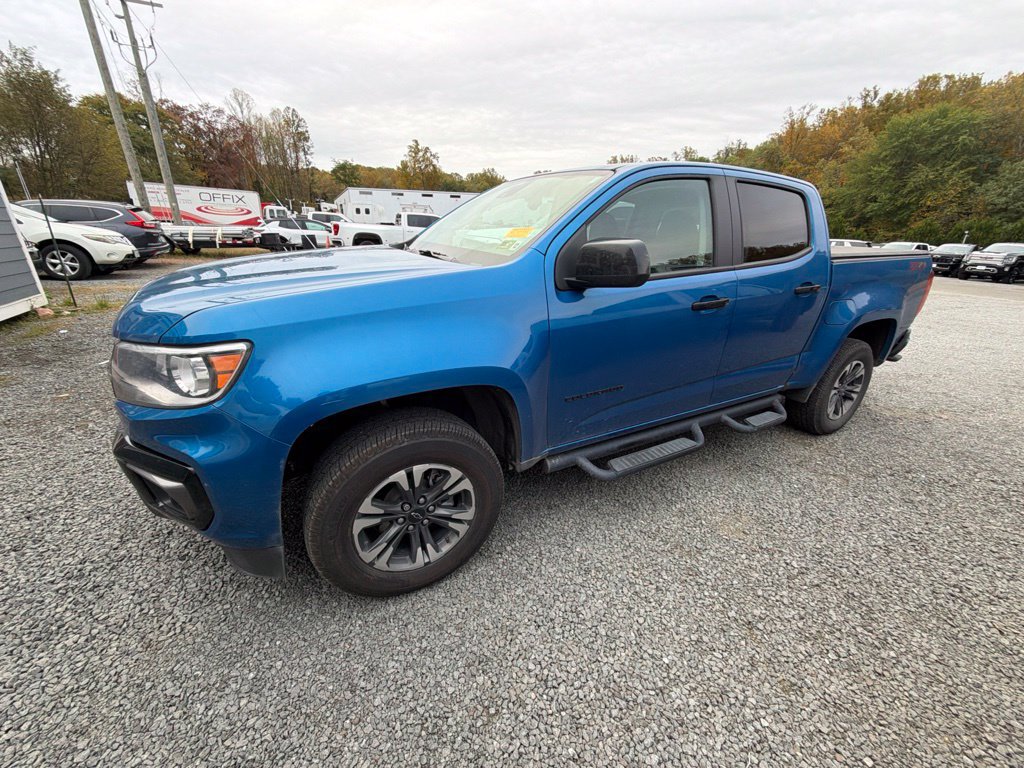 Used 2022 Chevrolet Colorado Z71 w/ LPO, Tonneau and Step Package AWD/4WD image 4