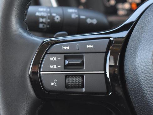 Used 2025 Honda Pilot Elite image 7