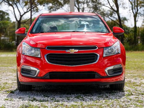 Used 2016 Chevrolet Cruze LT image 17