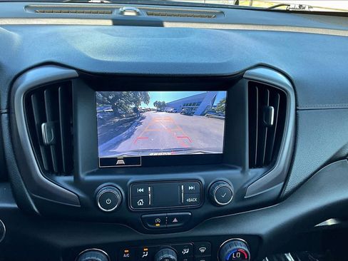 Used 2022 GMC Terrain AT4 image 26