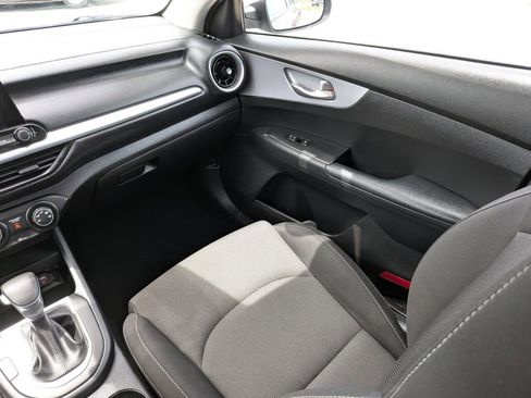 Certified 2024 Kia Forte LXS FWD image 16