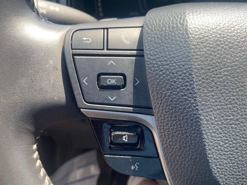 Used 2025 Toyota Camry SE w/ Convenience Package FWD image 25