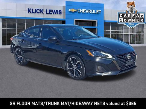 Used 2023 Nissan Altima 2.5 SR FWD image 1