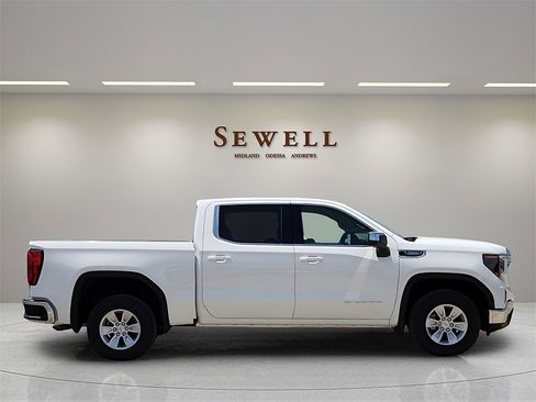New 2026 GMC Sierra 1500 SLE w/ Preferred Package image 5