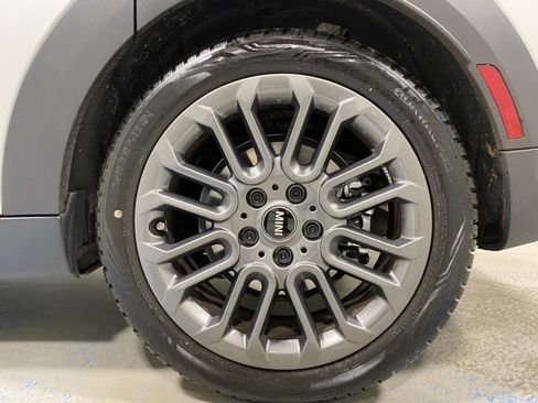 Certified 2025 MINI Cooper S image 29