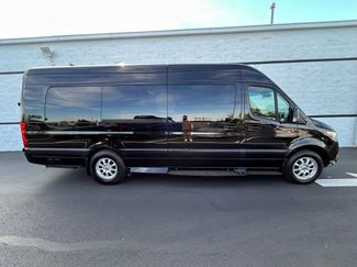 Used 2020 Mercedes-Benz Sprinter 3500 video 2