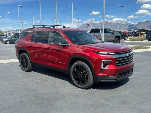 New 2026 Chevrolet Traverse LT w/ LPO, Floor Liner Package AWD/4WD image 27