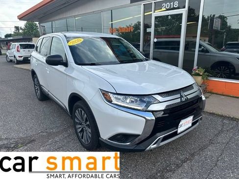 Used 2020 Mitsubishi Outlander SE AWD/4WD image 1