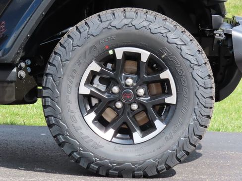 New 2026 Jeep Wrangler Rubicon image 15