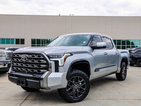 Used 2023 Toyota Tundra Platinum AWD/4WD image 1