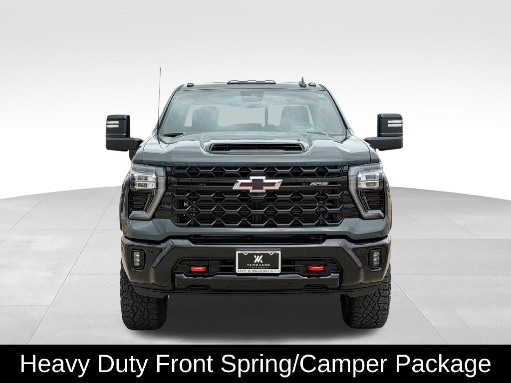 Used 2026 Chevrolet Silverado 2500 ZR2 AWD/4WD image 3