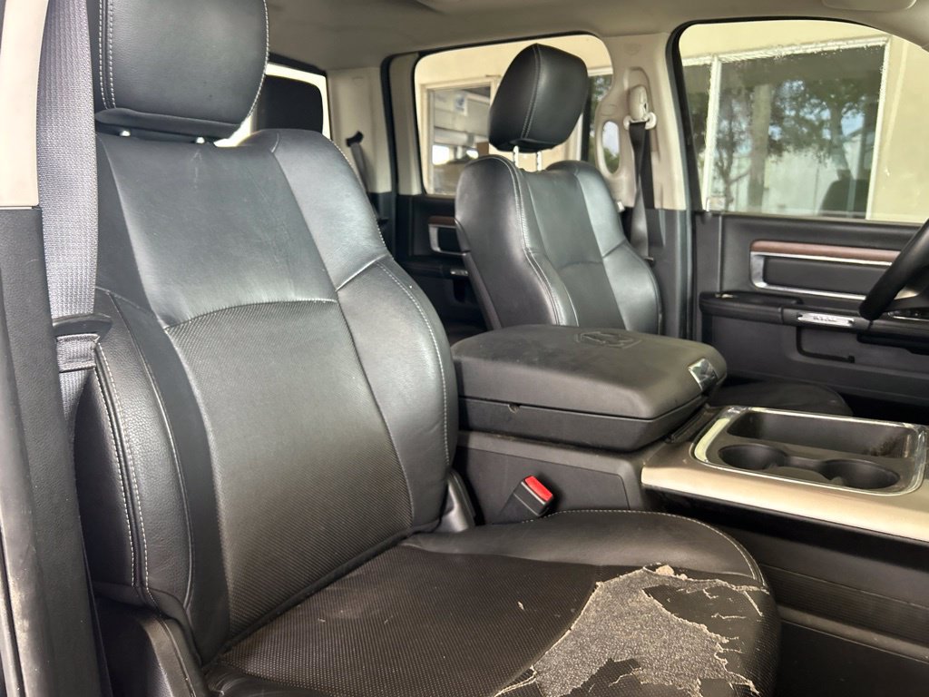 Used 2017 RAM 1500 Laramie AWD/4WD image 18