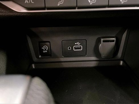 New 2025 Nissan Sentra S image 27