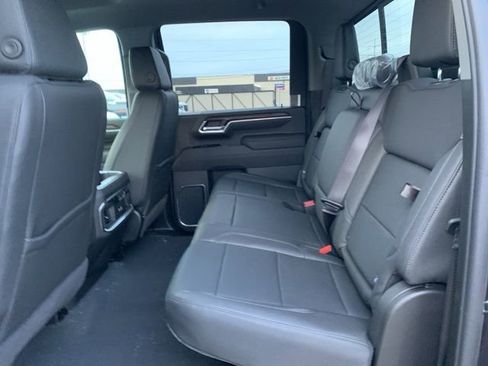 New 2026 GMC Sierra 2500 SLT w/ SLT Premium Package image 25