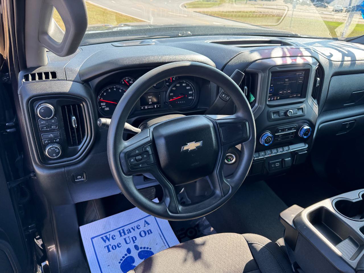 Used 2023 Chevrolet Silverado 1500 Custom AWD/4WD image 30