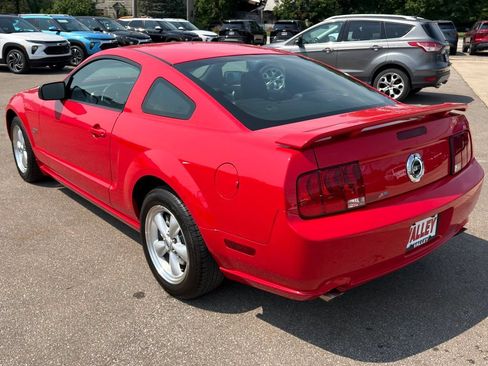 Used 2008 Ford Mustang GT RWD image 13