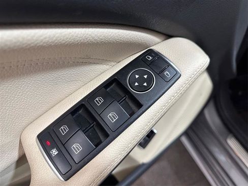 Used 2015 Mercedes-Benz CLA 250 4MATIC image 28