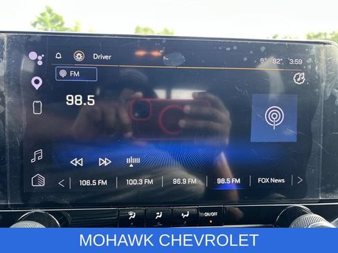 Used 2023 Chevrolet Colorado LT w/ LT Convenience Package AWD/4WD image 13