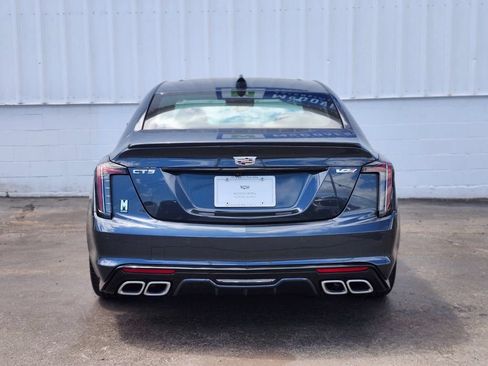 Used 2025 Cadillac CT5 V w/ Technology Package RWD image 4