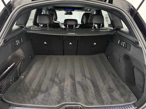 Certified 2025 Mercedes-Benz GLC 300 image 21