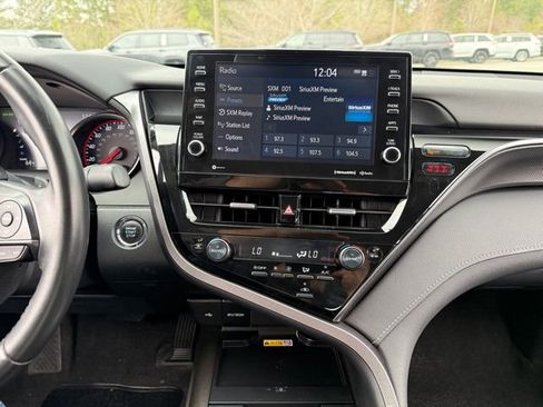 Used 2023 Toyota Camry XSE image 17