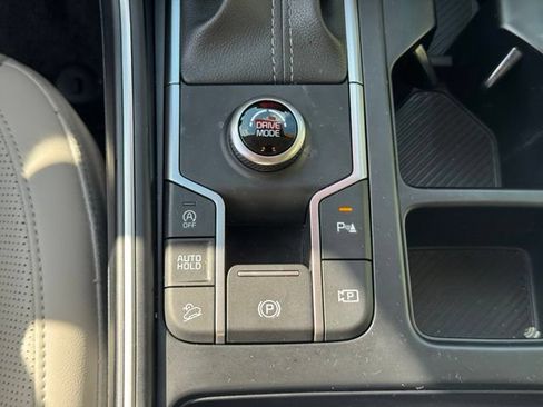 Used 2026 Kia Sorento S FWD image 53