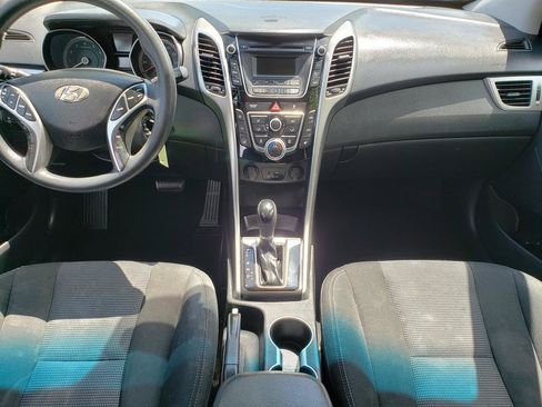 Used 2016 Hyundai Elantra GT FWD image 12