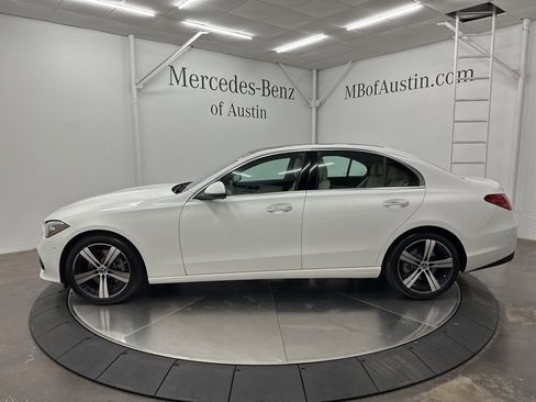 Used 2025 Mercedes-Benz C 300 Sedan image 4