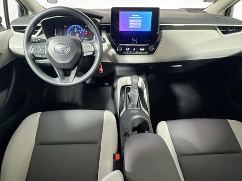 Used 2026 Toyota Corolla LE FWD image 28