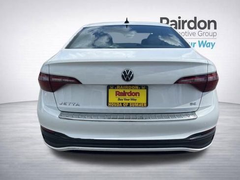 Used 2024 Volkswagen Jetta SE FWD image 6