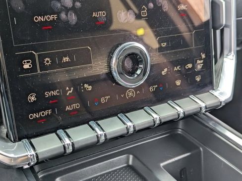 Used 2024 GMC Acadia Elevation image 22