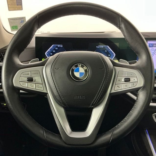 Used 2023 BMW X7 xDrive40i w/ Premium Package AWD/4WD image 16
