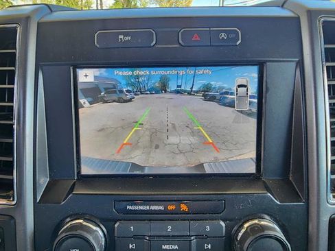 Used 2018 Ford F150 XLT image 25