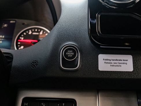 Used 2022 Mercedes-Benz Sprinter 3500 image 66