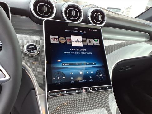 Used 2026 Mercedes-Benz GLC 300 4MATIC image 19