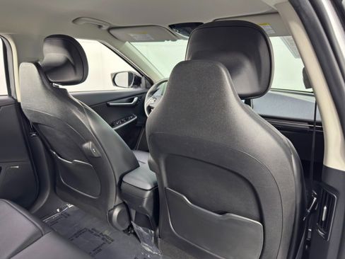 Used 2022 Kia EV6 Wind image 37