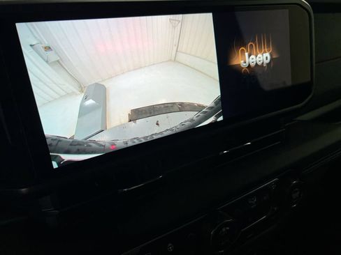New 2026 Jeep Wrangler Unlimited Rubicon AWD/4WD image 13