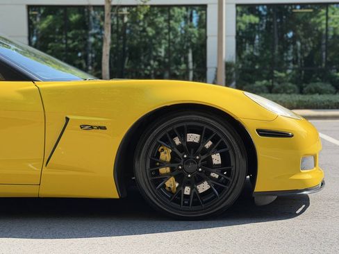 Used 2008 Chevrolet Corvette Z06 RWD image 9
