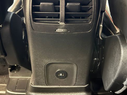 Used 2023 Ford Escape ST-Line Elite AWD/4WD image 18