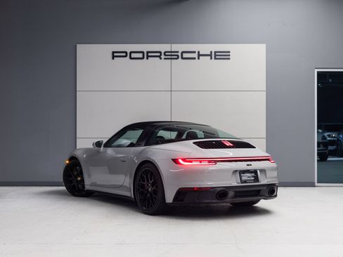 Certified 2024 Porsche 911 Targa 4 GTS w/ Premium Package AWD/4WD image 5