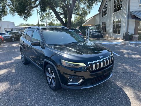 Used 2019 Jeep Cherokee Limited FWD image 22