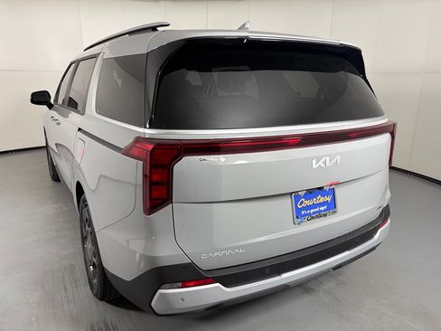 New 2026 Kia Carnival EX FWD image 6