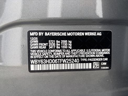 Used 2026 BMW i4 eDrive40 w/ Premium Package RWD image 7