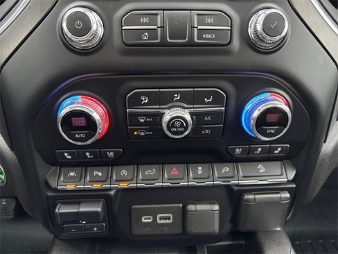 Used 2021 GMC Sierra 1500 AT4 image 24