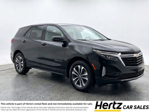Used 2025 Chevrolet Equinox LT FWD image 1