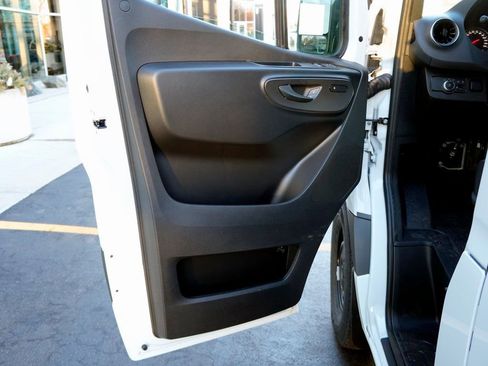 New 2026 Mercedes-Benz Sprinter 2500 image 8