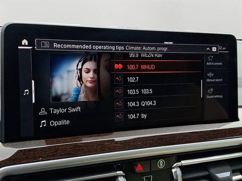 Certified 2023 BMW X3 xDrive30i w/ Premium Package image 18